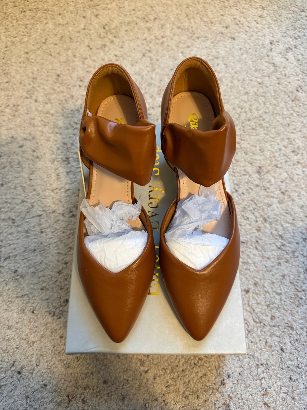Cognac Brown Pointed Toe Kitten Heels Size 7